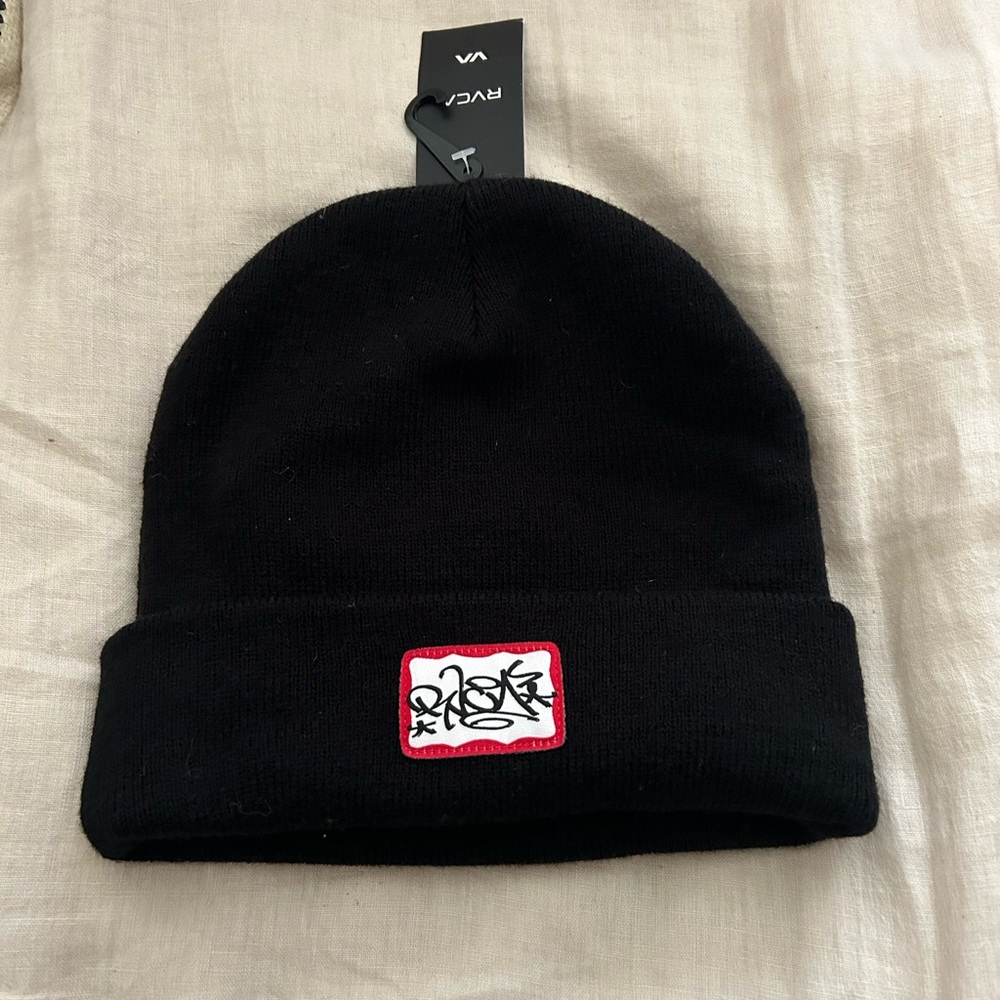 New with tags RVCA beanie